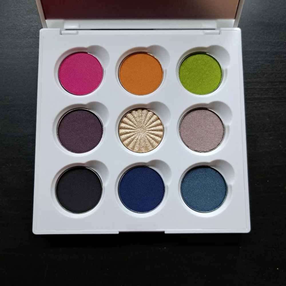 BNIB OFRA pallette